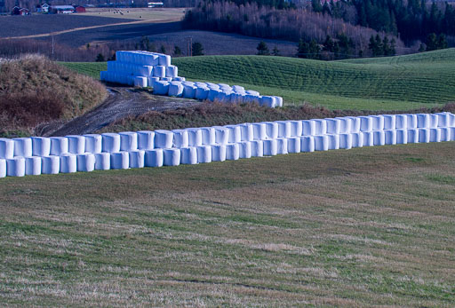 Óktóber 2012
 Hero