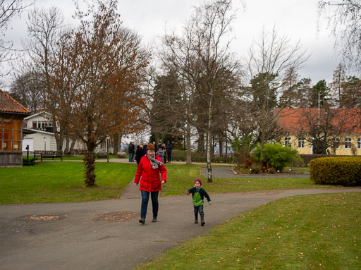 Nóvember 2014
 Hero