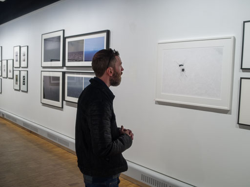 Ljosmyndasíning skoðuð
 Hero