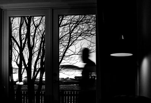 Út um gluggan
 Hero