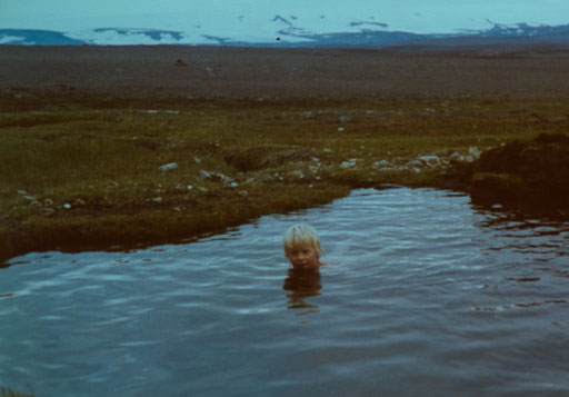 Gamlar strandar myndir
 Hero